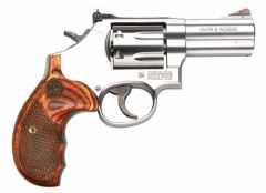 Smith & Wesson 686 Deluxe .357 Remington Magnum/.38 Special 7+1 3" Pistol in Stainless - 150713