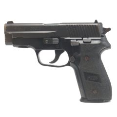 Pre-Owned Sig Sauer/Interarms P228 9mm 13+1 3.9" Pistol in Black (West German) - POP228-C