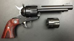 Ruger Blackhawk Flattop .357 Remington Magnum/9mm 6+1 5.5" Pistol in Blued - 5246